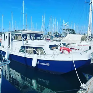 Bateau A Quai, Logement Atypique Chaleureux Bateau-hôtel